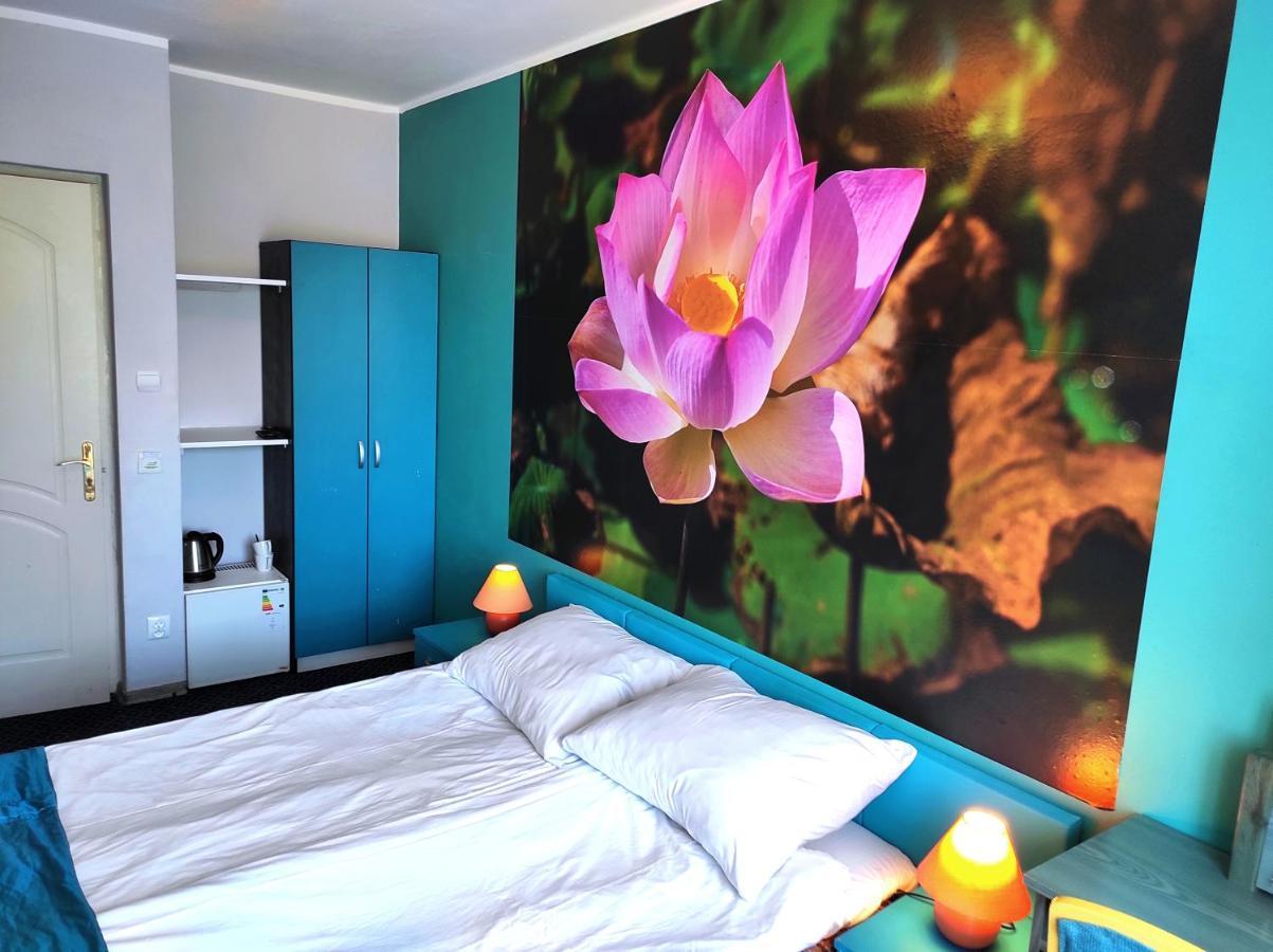 Pod Roza B&B อุสตกา ภายนอก รูปภาพ